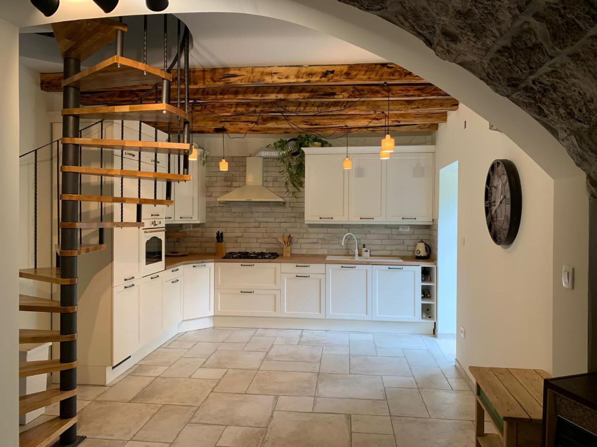 Villa Stancija Kavali Stone House, Zvoneca-Опатия Экстерьер фото